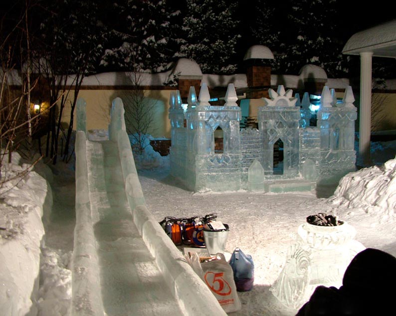 哈尔滨冰雕滑梯 室外冰滑梯 雪滑梯制作施工